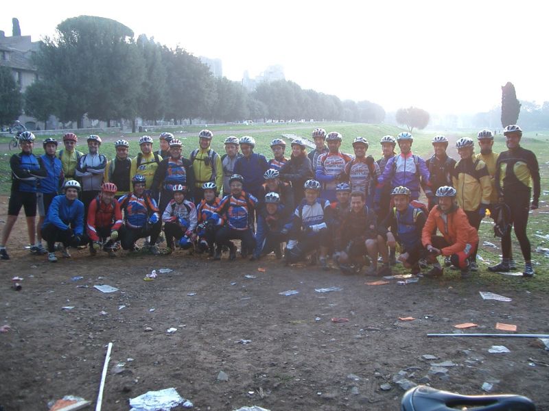 1300955164 2812 FT165861 10 Anni Di Pedalando 010 