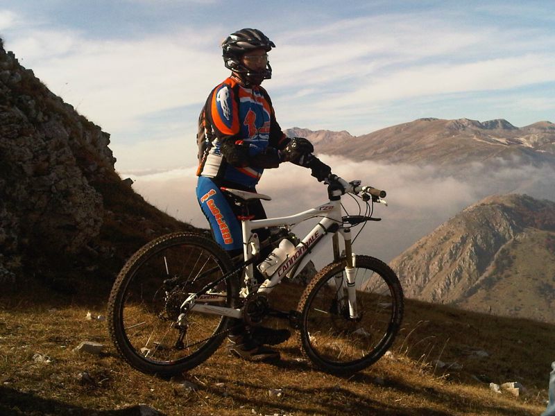 1320258370 312 FT177986 Vetta Monte Tino 2000 Mt 