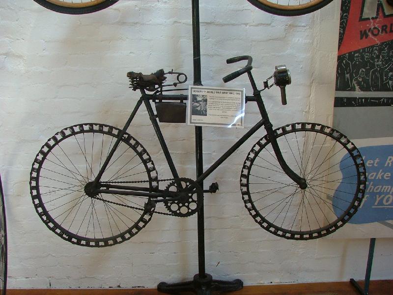 1352039611 2704 FT197672 Bici Forata