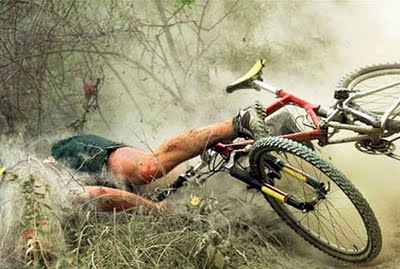 1366486158 2261 FT205565 Crashmtb1