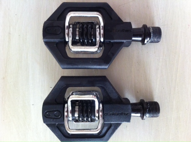 1368812182 1076 FT208174 Foto 3