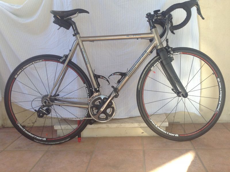 1391528682 1657 FT217337 Bici Legend 