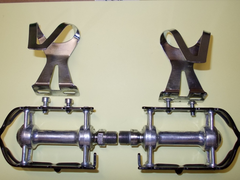 1406396601 1358 FT224205 Pedali Campagnolo
