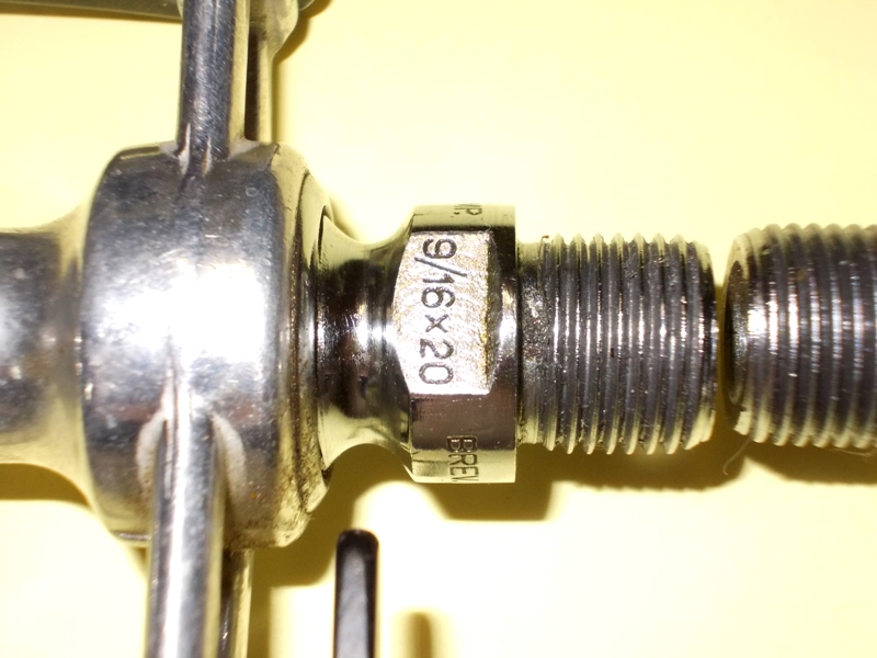 1406396602 1358 FT224205 Pedali Campagnolo 1