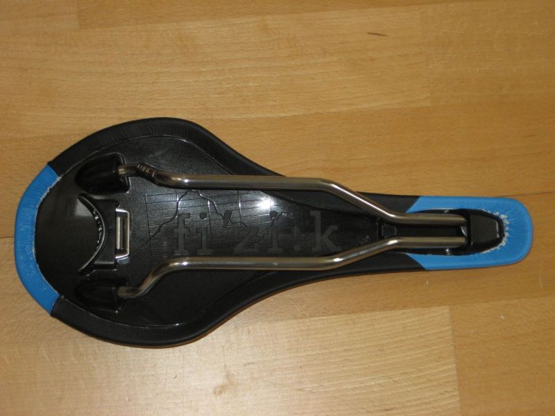 1415283876 4911 FT0 Saddle 1 1415283876 4911 FT0 Saddle 1