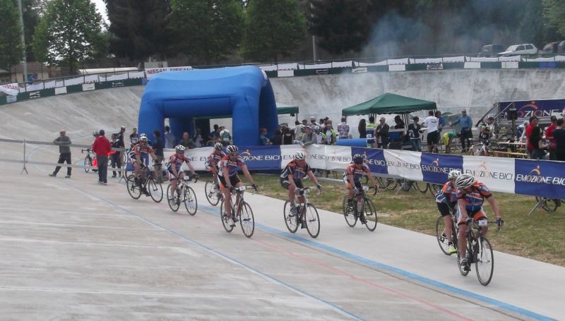 1430116721 886 FT228800 Arrivo Al Velodromo 1 