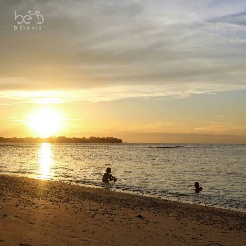 1459440901 996 FT224460 Gili Meno Indonesia 