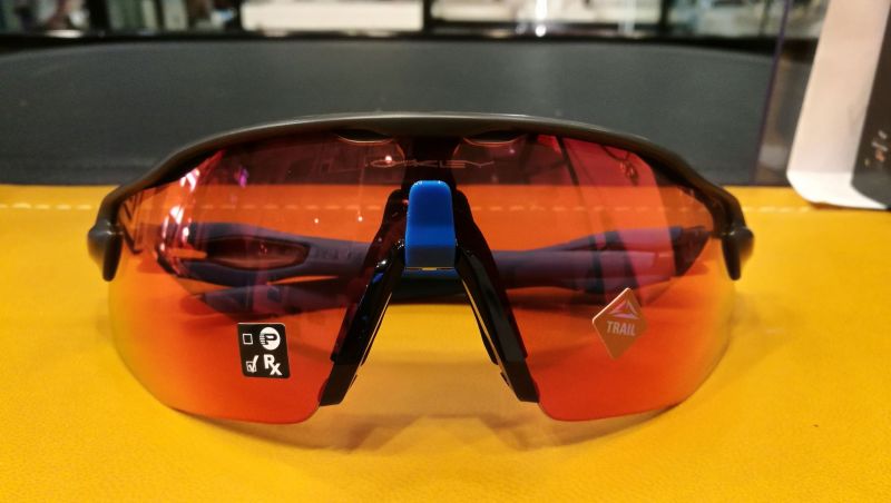 1614703076 3587 FT0 Oakley 