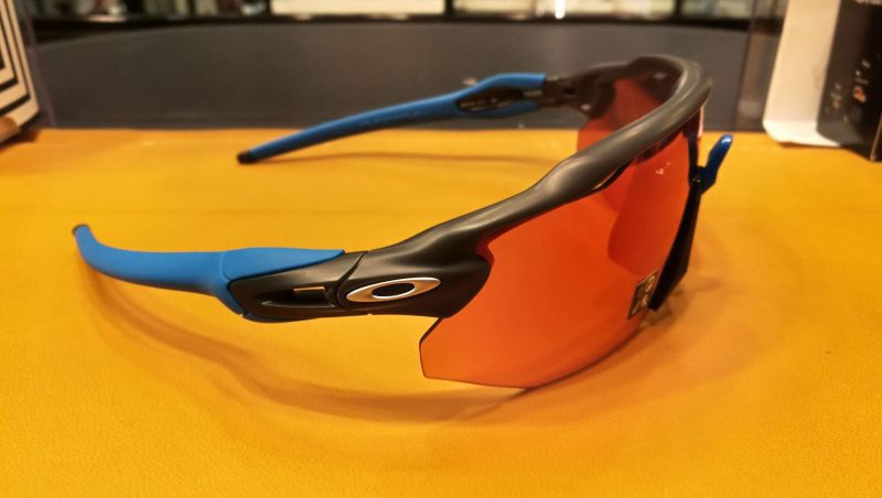 1614703076 3587 FT0 Oakley 2 1614703076 3587 FT0 Oakley 2